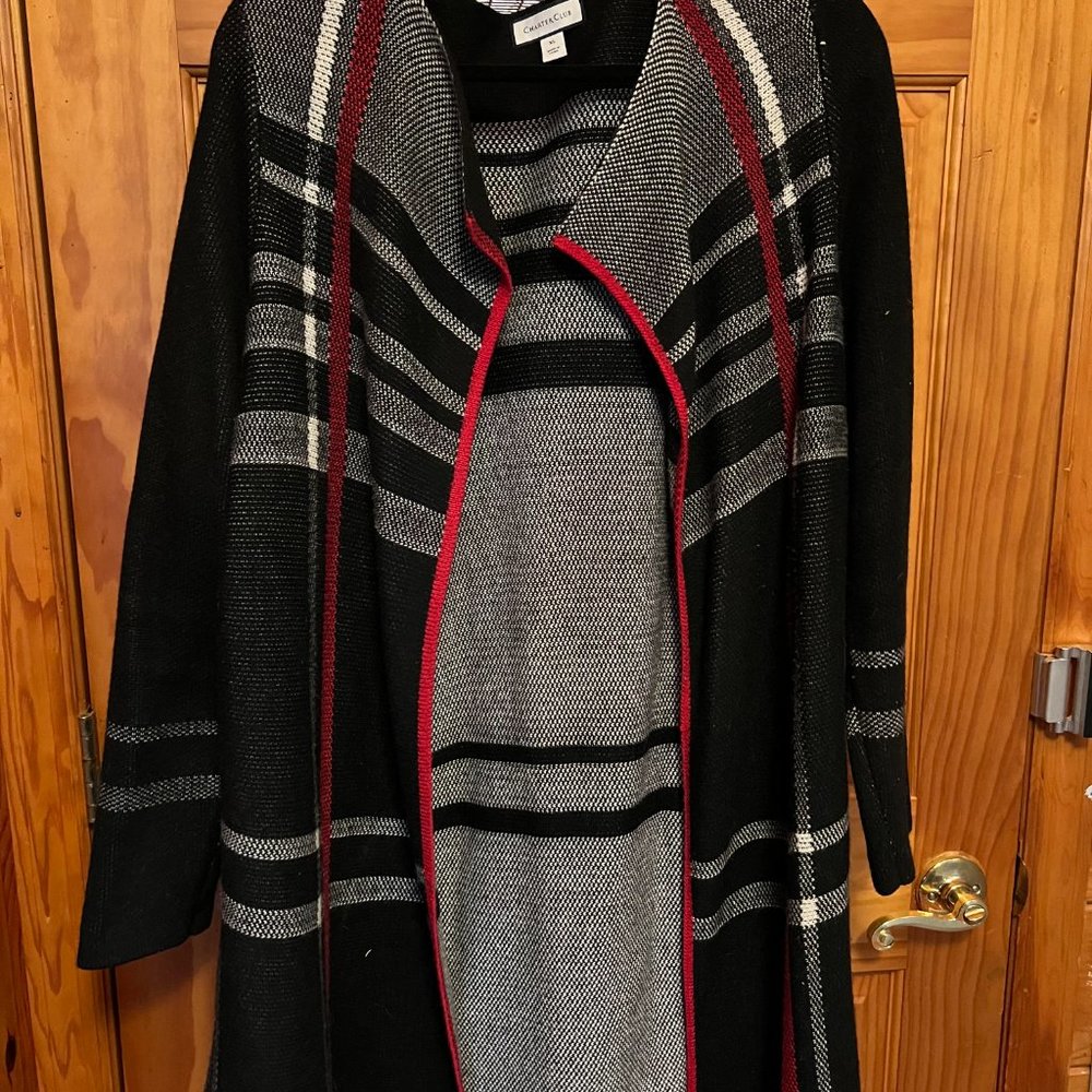 Long sweater, black and red
